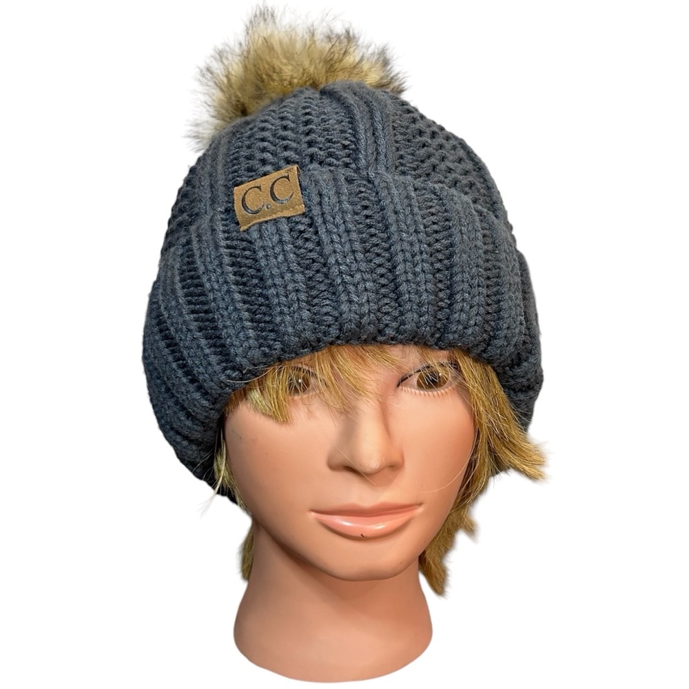 C. C. Women’s winter‎ knit hat faux fur pom pom fuzzy soft lining grey